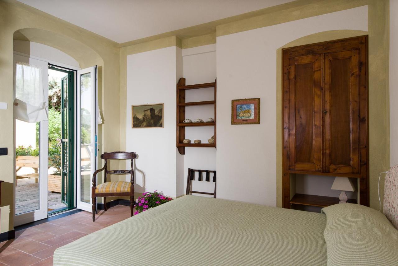 Olivenere Agriturismo ลาวาญา ภายนอก รูปภาพ